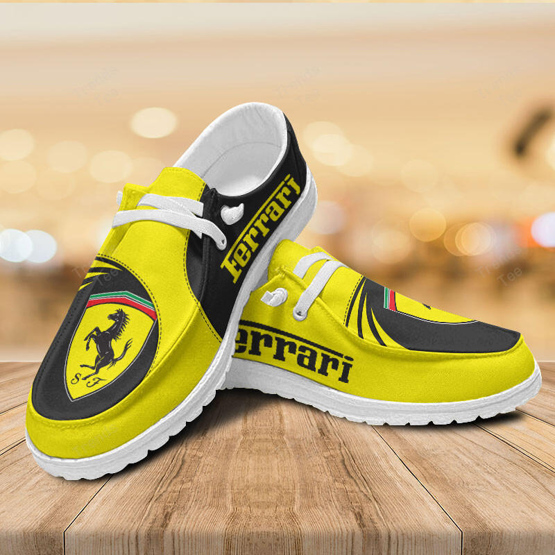 Ferrari personnalisé Hey Dude chaussures de sport conception de nom personnalisé cadeau parfait pour les fans